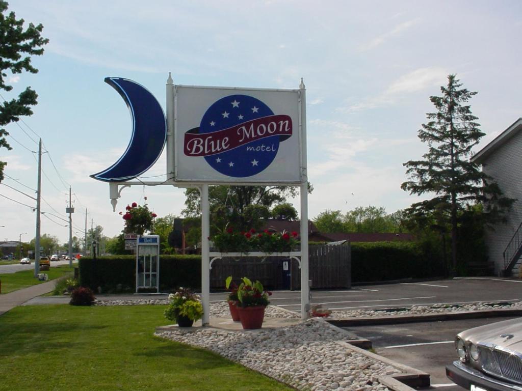 Blue Moon Motel Ниагарски водопад Екстериор снимка